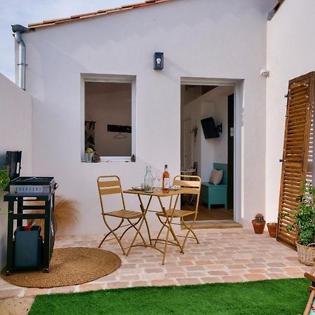 Studio Avec Terrasse A 250 Metres Du Port Rivedoux Plage Bagian luar foto